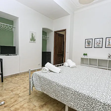Apartment Casa Meme Genoa